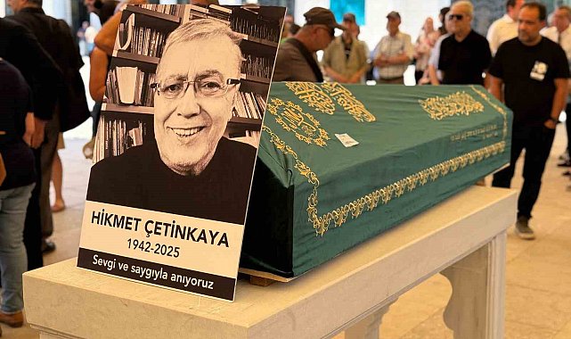 Gazeteci ve yazar Hikmet Çetinkaya son yolculuğuna uğurlandı