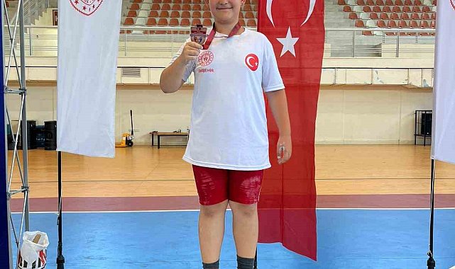 Genç sporcu, Türkiye 3'üncüsü oldu