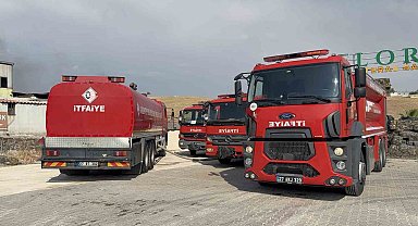 Geri dönüşüm fabrikasında çıkan yangın söndürüldü