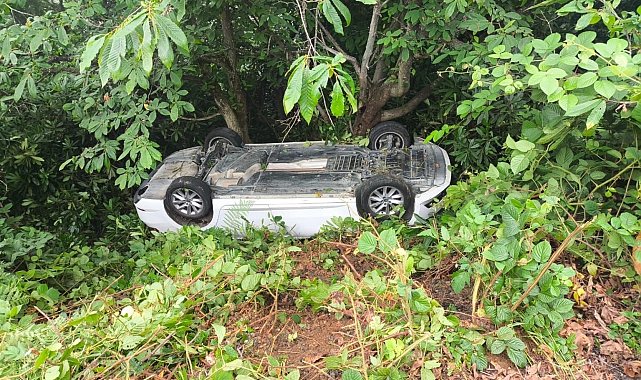 Giresun'da otomobil şarampole devrildi: 6 yaralı