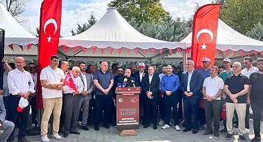 HAK-İŞ'ten 15 Temmuz Şehitliği'ne ziyaret