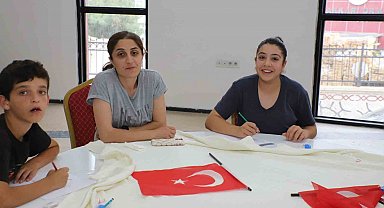 Hakkari'de 15 Temmuz temalı "Resim ve Mektup" yarışması