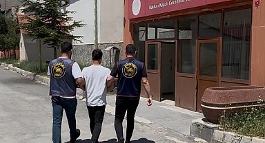 Hakkari'de 78 ayrı suçtan aranan şahıs yakalandı