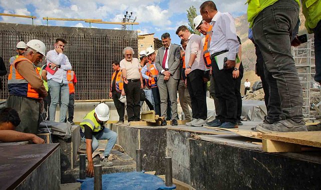 Hakkari'de sismik izolatörlü hastane dönemi başlıyor