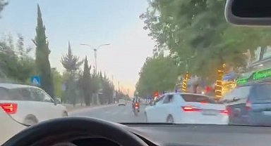 Hatalı geçiş yapan sürücü zor toparladı, kazaya ramak kaldı