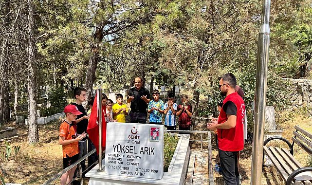 Hisarcık Gençlik Merkezi öğrencilerinden örnek davranış