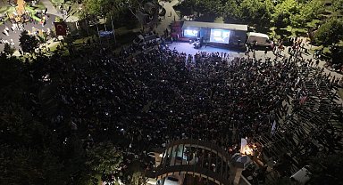 Hızırbey'de yıldızlar altında sinema keyfi