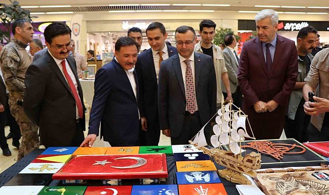 Hükümlü ve tutukluların el emekleri sergilendi