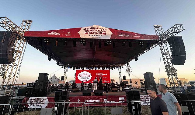 İBB'nin düzenlediği Özgürlük ve Demokrasi Şenliği ilgi görmedi