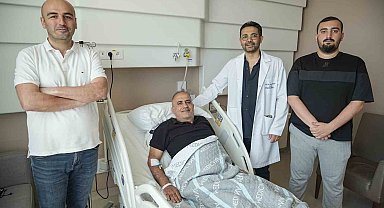 İki böbreğinde tümör tespit edilen hasta, kapalı cerrahiyle sağlığına kavuştu