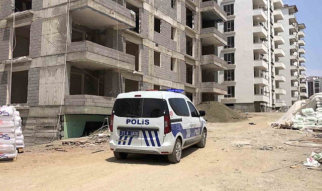 İnşaatın 4'üncü katından düşen işçi öldü