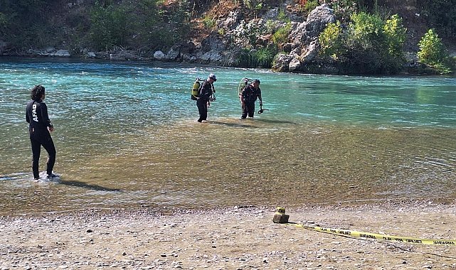 Irmağa düşen topu almak isterken akıntıya kapılan lise öğrencisinden acı haber