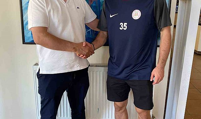 Isparta 32 Spor'dan sağ bek takviyesi