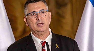 İsrail Dışişleri Bakanı Saar: "Macron, umarım Paris sokaklarında güvenliği sağlayabilir"
