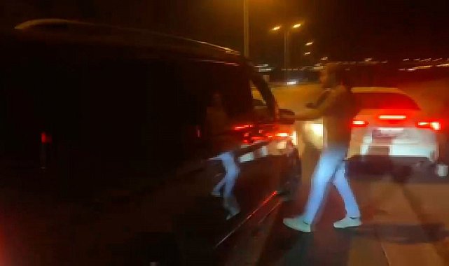 İstanbul'da polisten seyir halindeki araca düzensiz göçmen operasyonu
