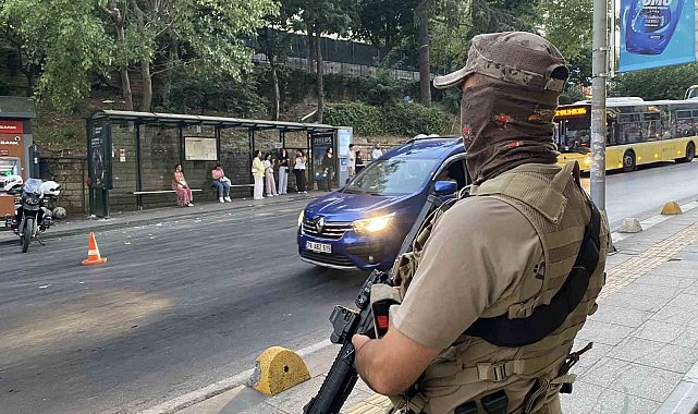 Kadıköy'de helikopter destekli asayiş uygulaması