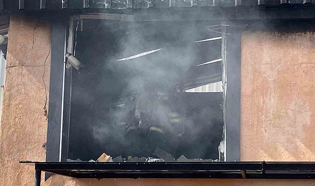Kapalı iş yerinde yangın çıktı