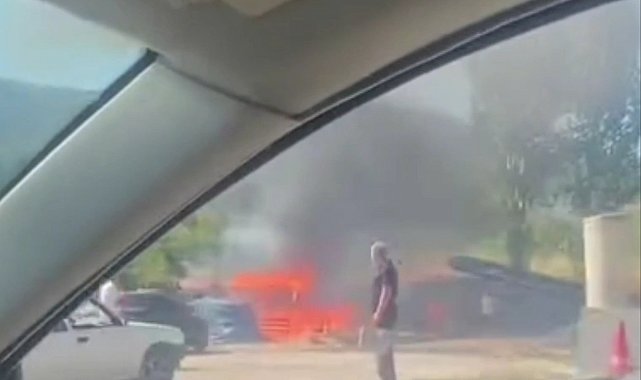 Karabük'te kömür ve odun deposu alev aldı