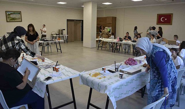 Karacabey'de sanata destek