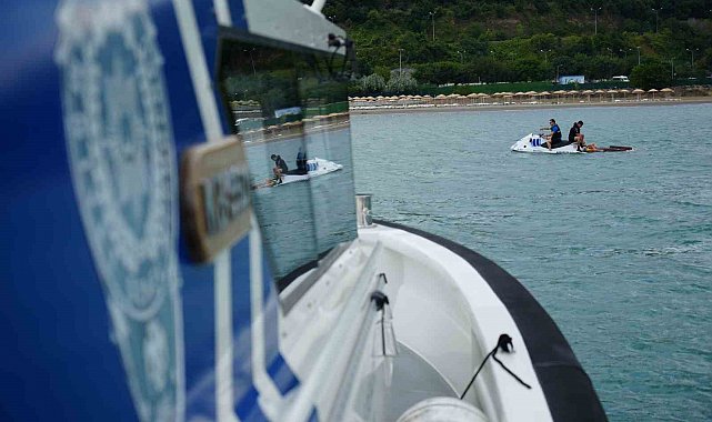 Karadeniz'in hırçın sularında 'can' nöbeti: Deniz polisleri zamana karşı yarışıyor