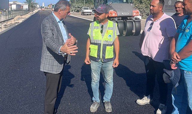 Karasu'nun o caddesi 11 bin ton sıcak asfaltla sil baştan yenileniyor