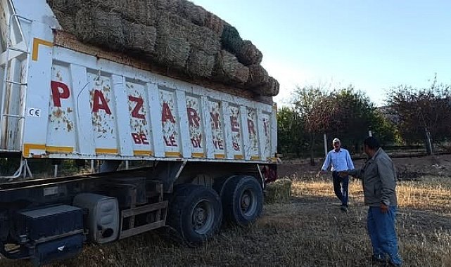 Kaşıkçılar Köyü'ne yem yardımı ulaştı