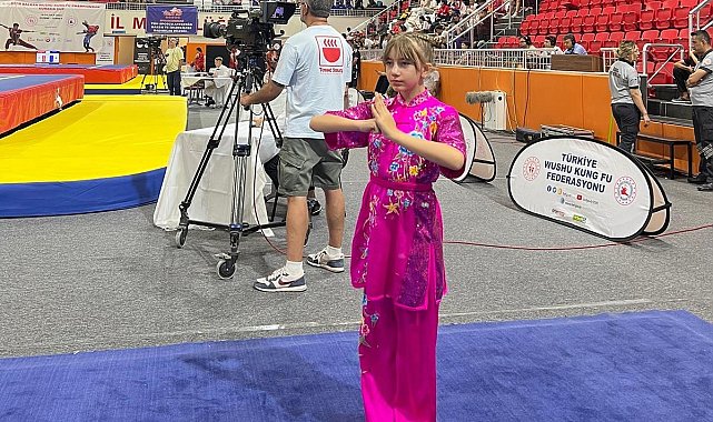 Kayseri'nin altın kızı Balkan Şampiyonu oldu