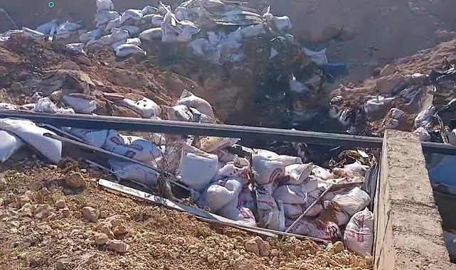 Kaza yapan tırda alevler içerisinde kalan baba ve 13 yaşındaki oğlu hayatını kaybetti