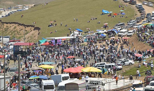 Kazıkbeli Yaylası'nda otçu göçü şenliği düzenlendi
