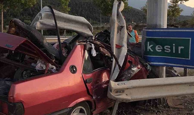 Kestel'de kontrolden çıkan Tofaş otomobil bariyere girdi: 1 ölü