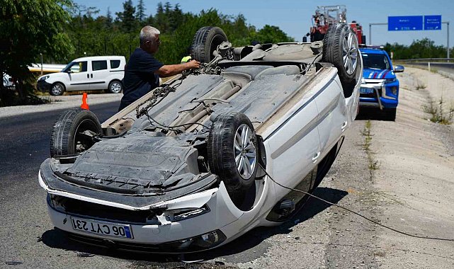 Kırıkkale'de otomobil takla attı: Aynı aileden 6 kişi yaralandı