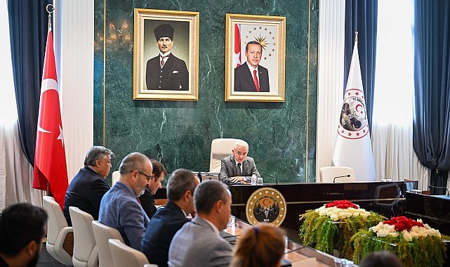 Kırklareli Valisi vatandaşların taleplerini dinledi