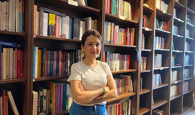 Kitap okuma alışkanlığı azalmıyor, değişiyor