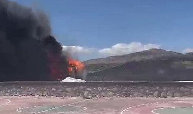 Konteyner cayır cayır yandı