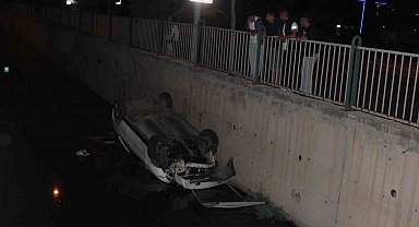 Kontrolden çıkan otomobil kanala düştü: 1 yaralı