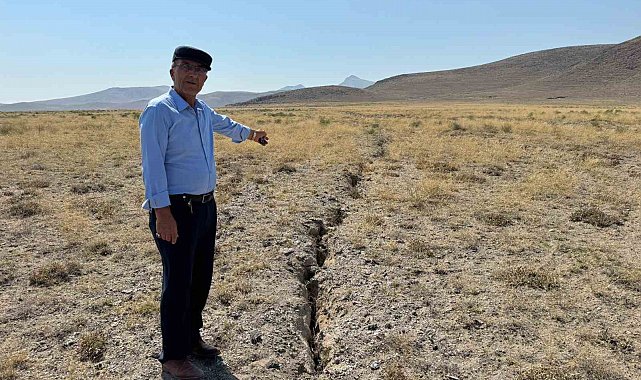 Konya'da yüzey yarıkları tedirgin ediyor