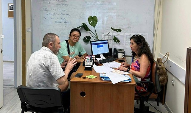 Konyaaltı Belediyesi'nden gençlere LGS tercih desteği