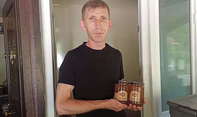 Köyünde ürettiği balı Avrupa'ya pazarlamayı amaçlıyor