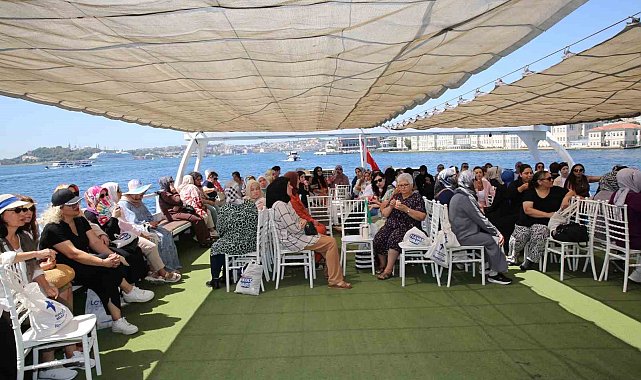 Küçükçekmece Belediyesi'nden kadınlara özel Boğaz turu