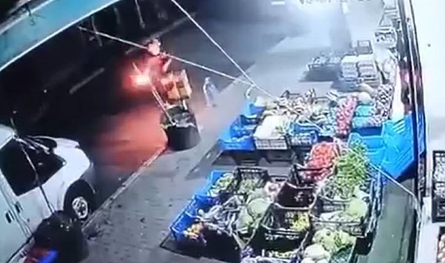 Küçükçekmece'de markete molotoflu saldırı