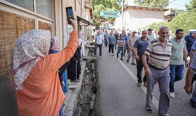 Mahalle 1 günlüğüne kadınlara emanet edildi