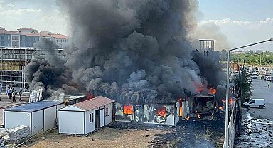Malatya'da hırdavat malzemelerinin satıldığı iş yerinde yangın