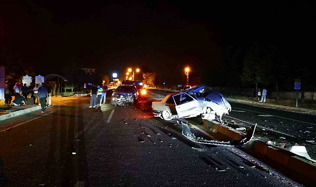Malatya'da iki araç çarpıştı: 3 yaralı