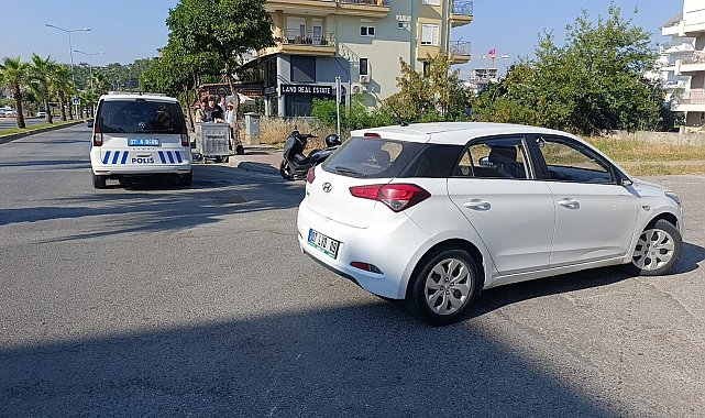 Manavgat'ta otomobil ile çarpışan motosikletli yaralandı