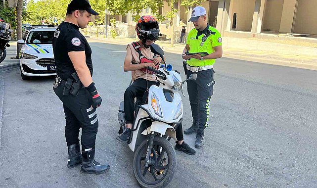Manisa'da kurallara uymayan motosiklet sürücülerine ceza yağdı