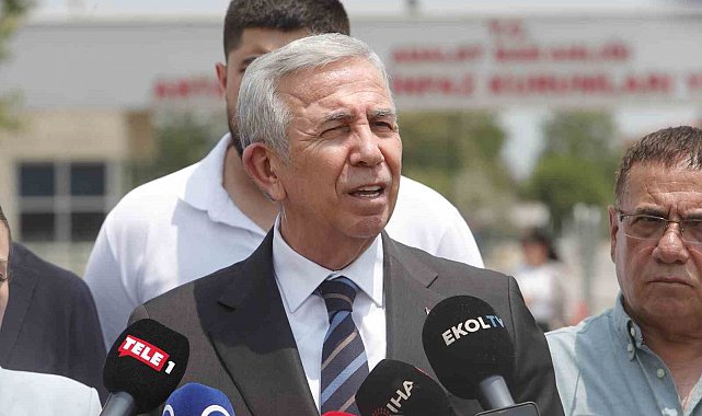 Mansur Yavaş, Başkan Böcek'i ziyaret etti