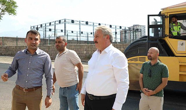 Melikgazi asfalt yatırımıyla mahallelere değer katmaya devam ediyor