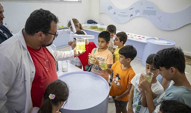 Mercan Bilim Merkezi yaz tatilinde minikleri bilimle buluşturuyor