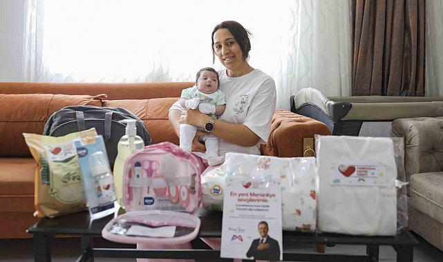 Mersin'de yeni doğan bebeklere ilk hediye belediyeden
