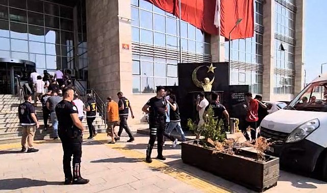 Mersin'deki fuhuş operasyonunda gözaltına alınan şüphelilerden 19'u tutuklandı